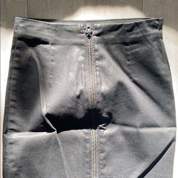 Black shine pencil skirt - Picture 5 of 5